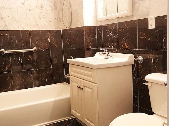 5th image of 30-62 30th St #2R