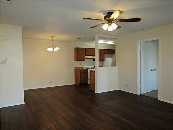 3rd image of 1010 Woodlief Trl