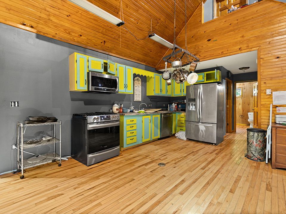 16th image of this home