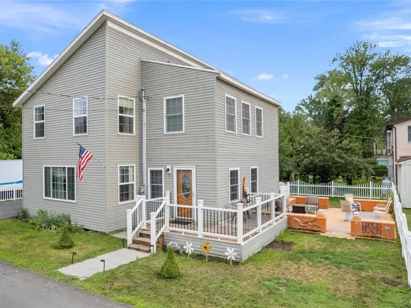 2112 Vincent Ave, Verona Beach, NY 13162