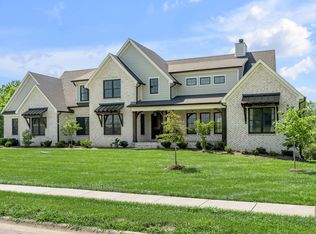 231 The Oaks Blvd, Versailles, KY 40383