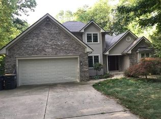 4976 Forest Creek Dr, Kalamazoo, MI 49009