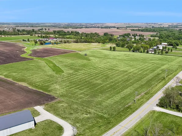 3824 NE 150th Ave, Cambridge, IA 50046