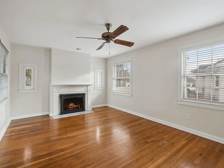 4164 Marquette Ave — Photo 13