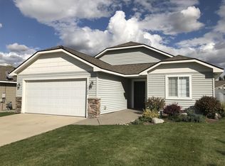 1922 N Aladdin Rd, Greenacres, WA 99016