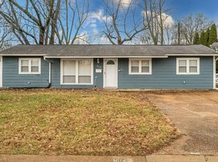512 Impala Ln, Hazelwood, MO 63042