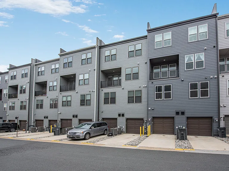 13356 Arrowbrook Centre Dr #1 — Photo 31