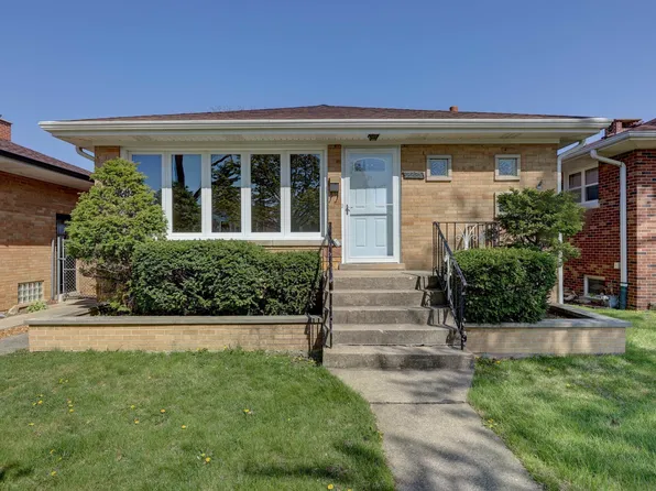 2225 Hawthorne Ave, Westchester, IL 60154