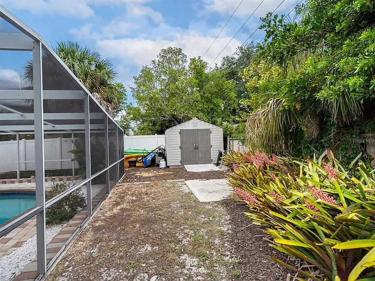 3115 Bay Dr — Photo 23