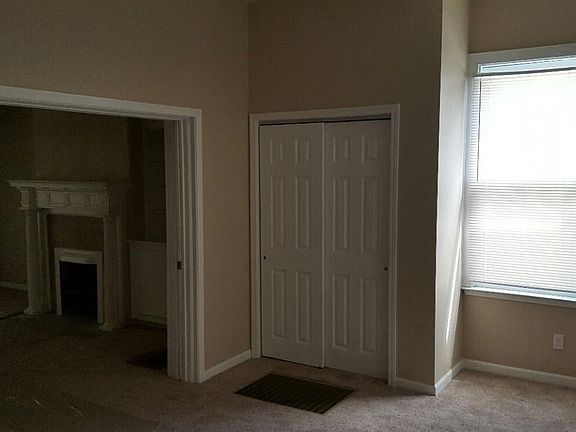 728 SOuthwestern Pk BR 2