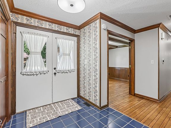 5th image of 1853 Winding Ridge Ct
