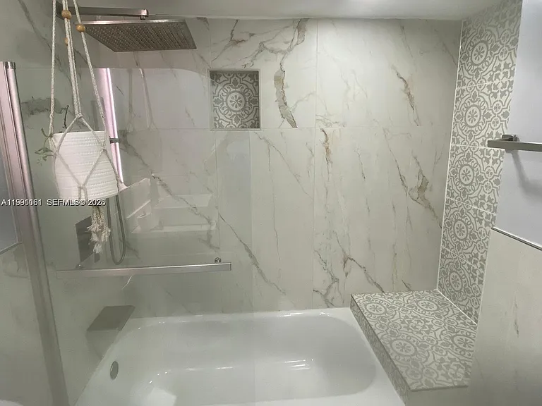 2242 Polk St #2 — Photo 10