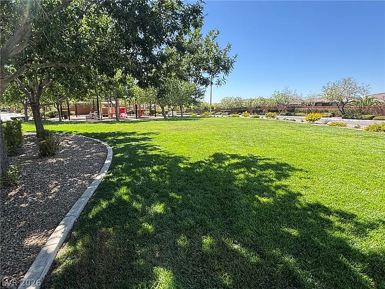 10580 Harvest Wind Dr — Photo 32