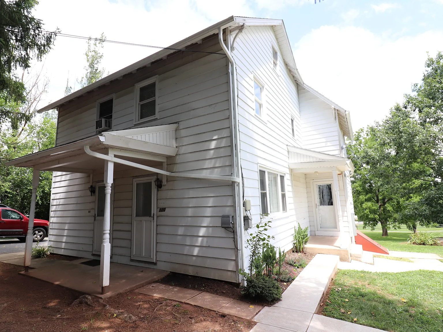 2 bed, $1,175 — Photo 1