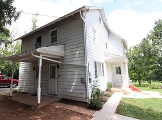 320 Creamery Rd, Reinholds, PA 17569
