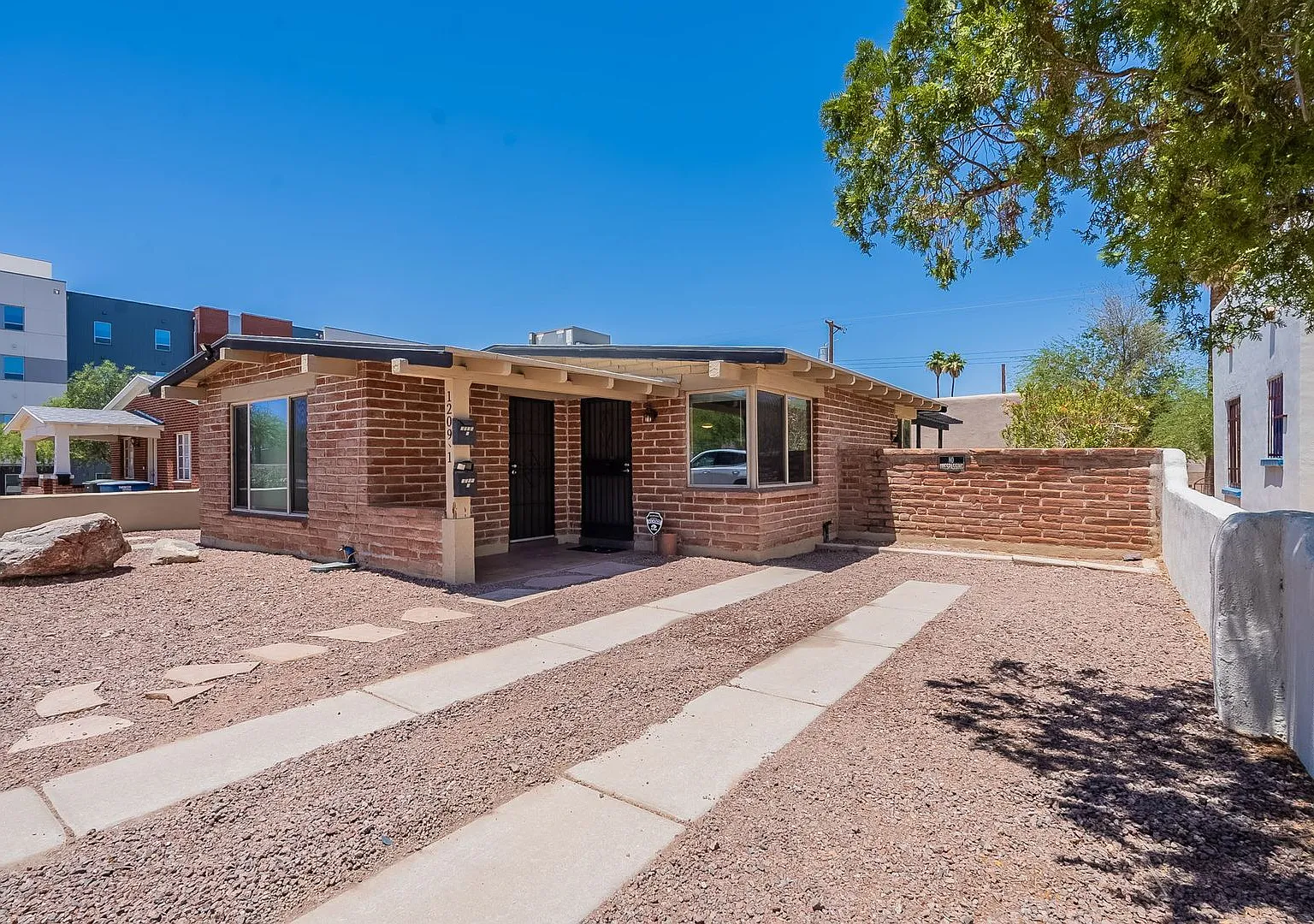 1209 E. Mabel St. — Photo 2