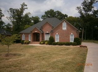 7025 Bovine Ln, Harrisburg, NC 28075