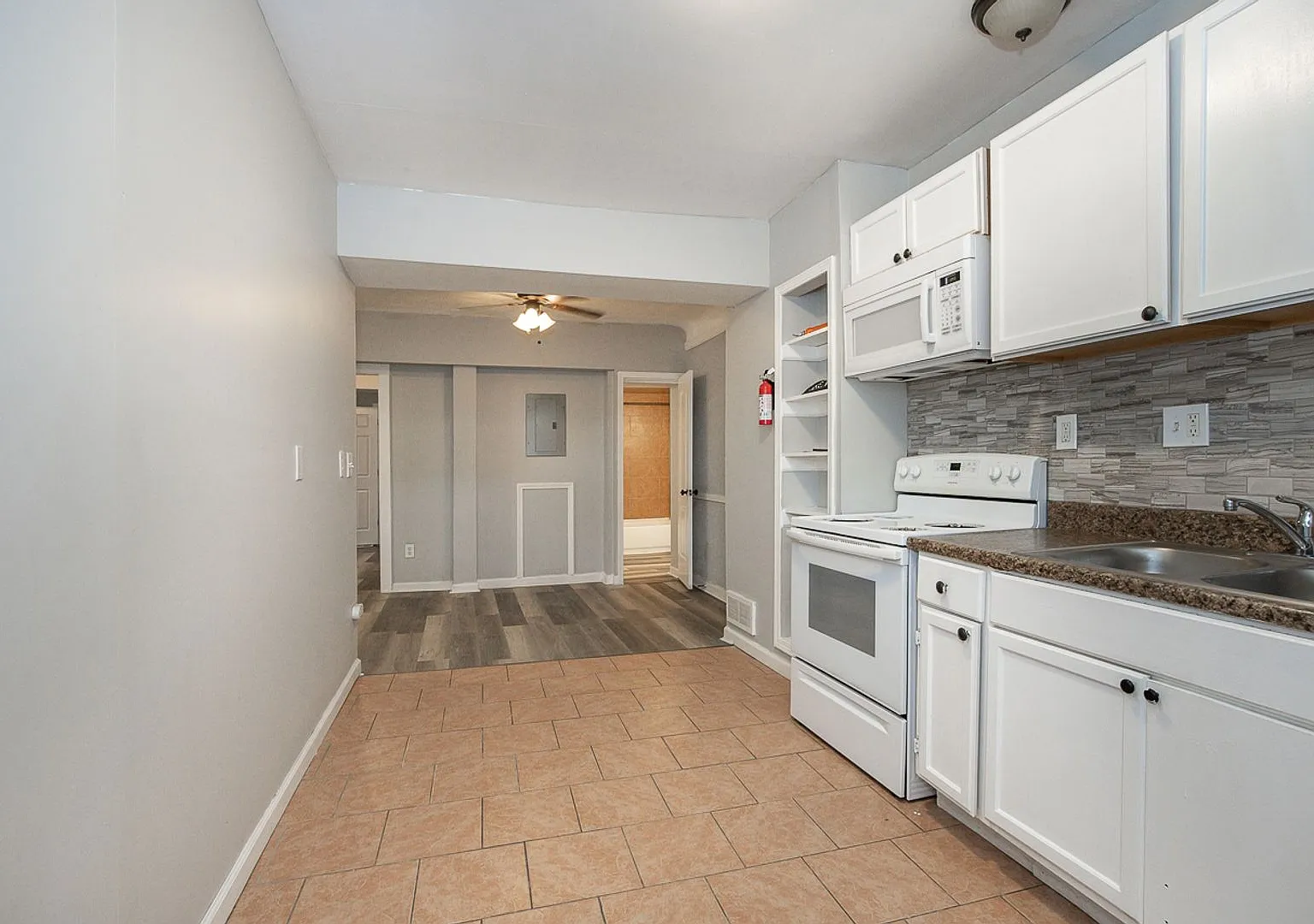 14222 Lorain Road, Cleveland, OH 44111 — Photo 2