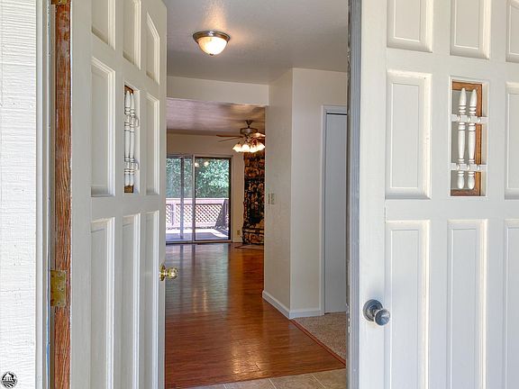 2nd image of 21821 Paseo De Los Portales Rd