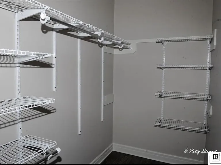 109 Claiborne St #10 — Photo 9