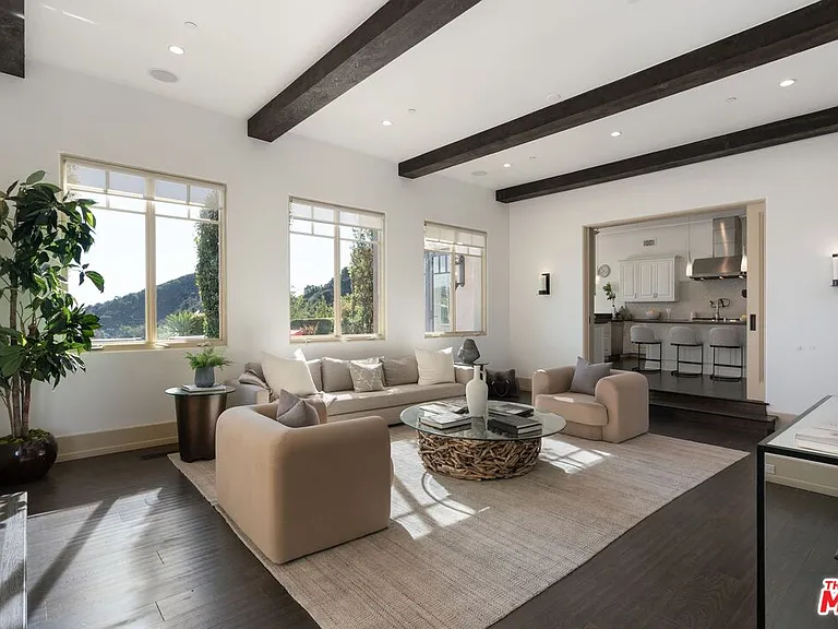 8 Beverly Ridge Ter — Photo 14