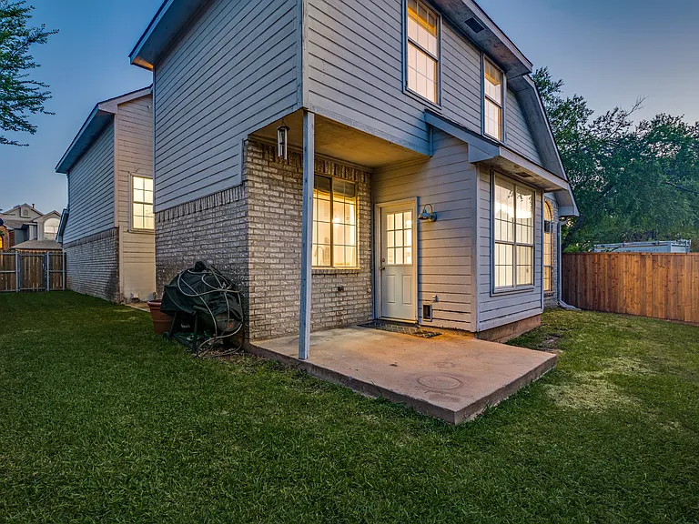 1333 Maywood Ct — Photo 26