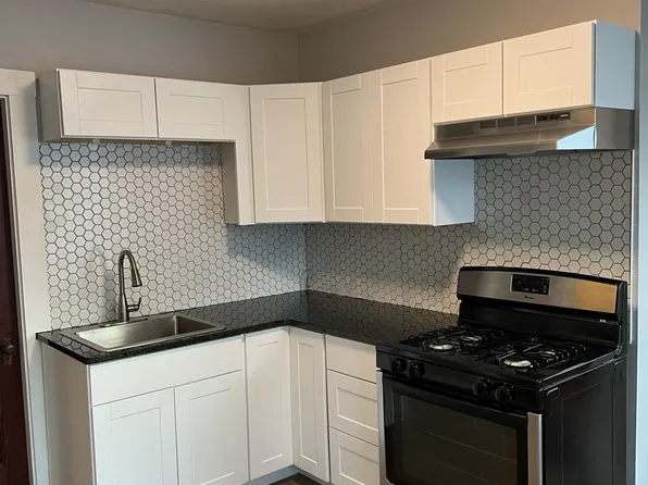 60 Eastern Ave, Gloucester, MA 01930