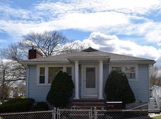15 Lancaster Rd, Dedham, MA 02026