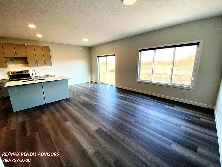 1543 12th Ave NW — Photo 6