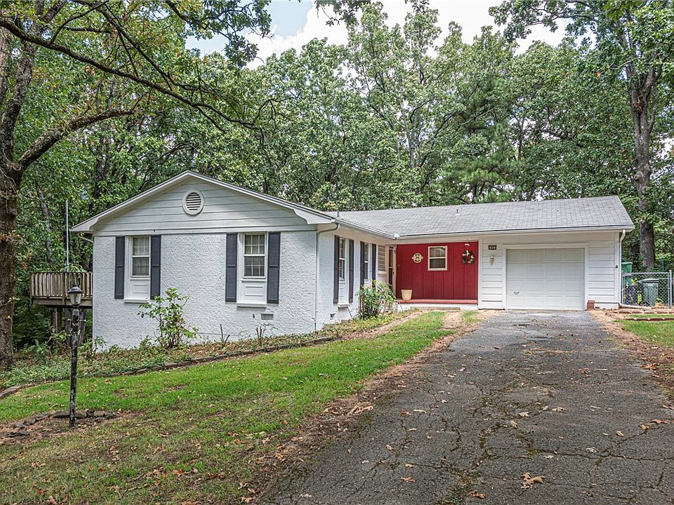 1st image of 1801 E Applebury Dr