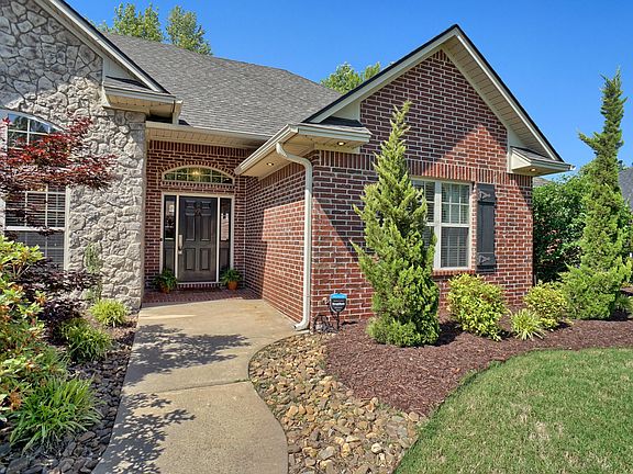 2nd image of 1308 Whippoorwill Ln