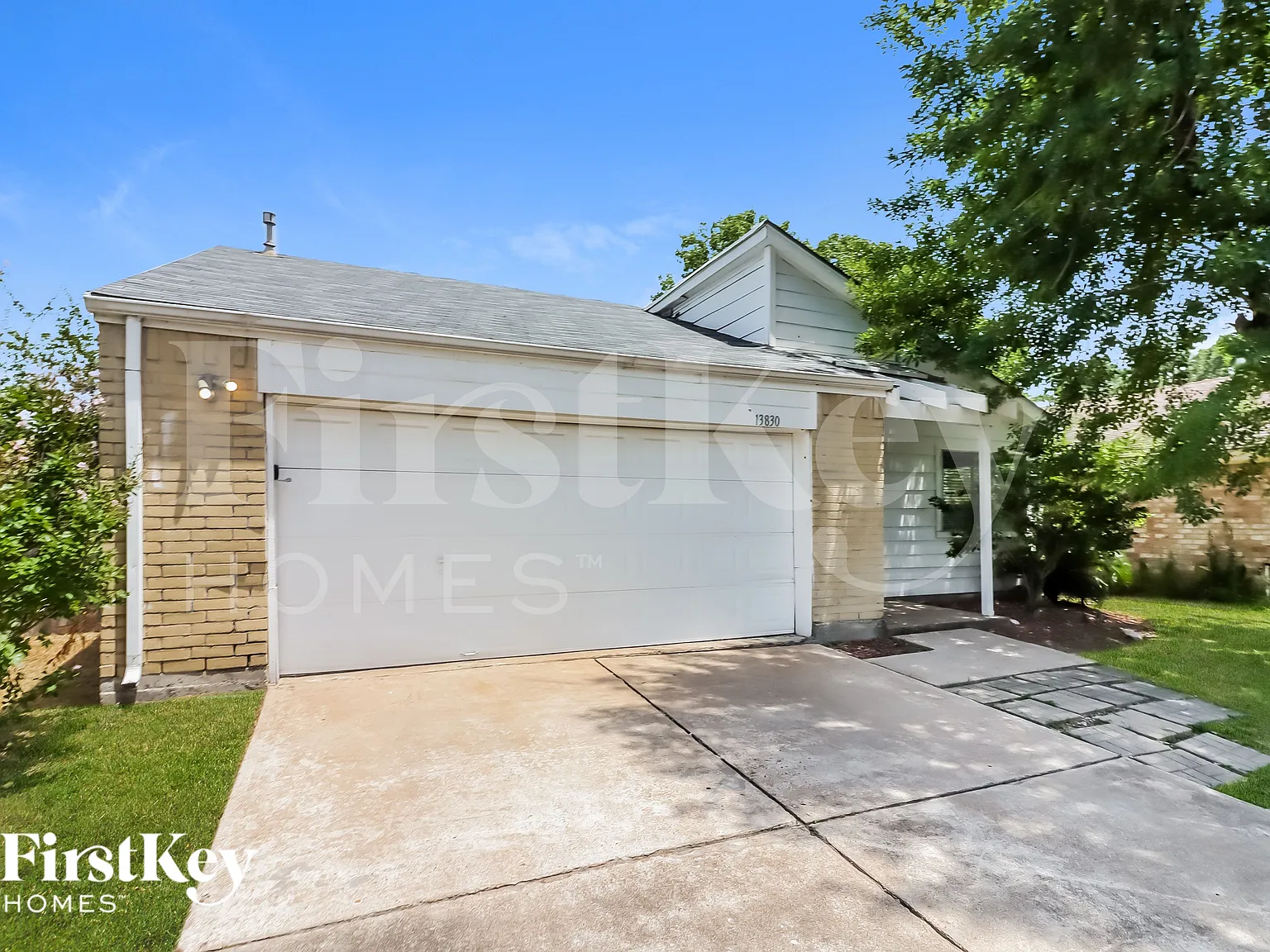 3 bed, 2.0 bath, 1791 sqft, $1,650 — Photo 2