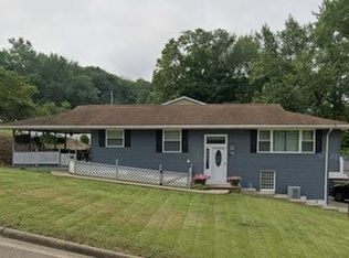 1865 Kenilworth Ave, Coshocton, OH