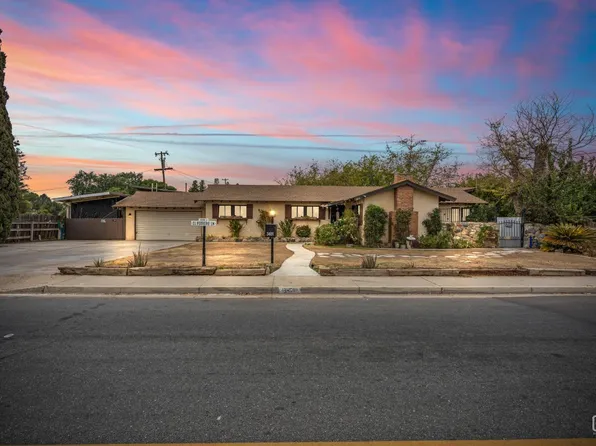 3401 El Potrero Ln, Bakersfield, CA 93304