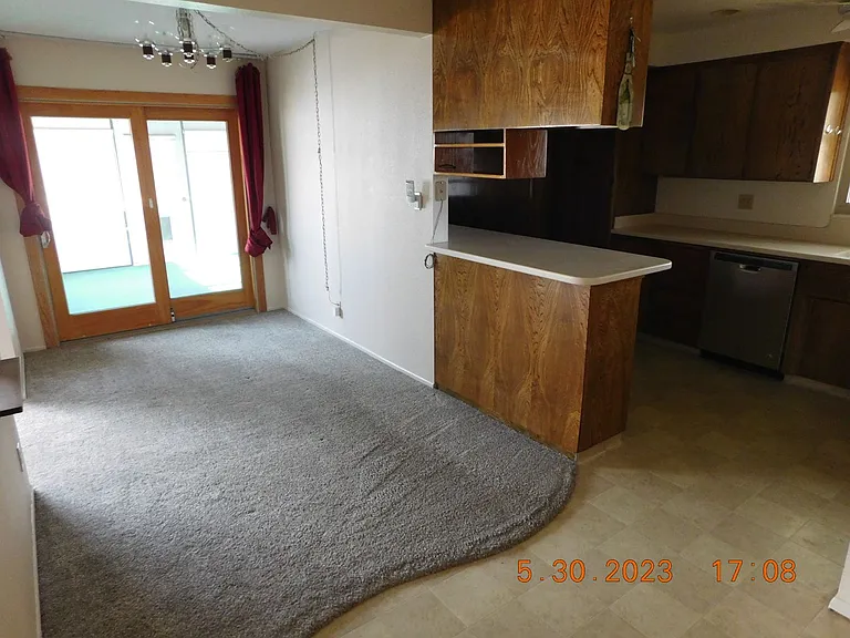 419 Jean Ave — Photo 5