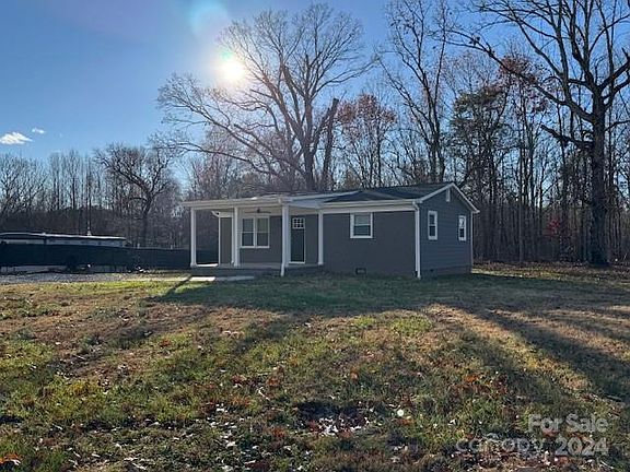 2nd image of 7327 Millersville Rd