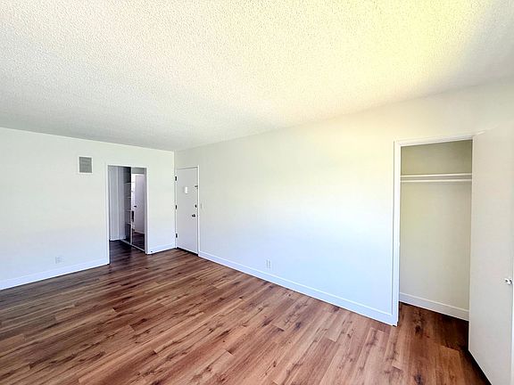 3rd image of 233 N Hollywood Way Unit E