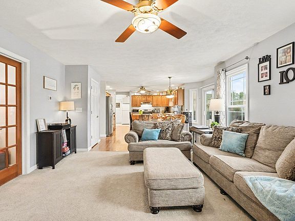 4th image of 51600 Brighton Ct