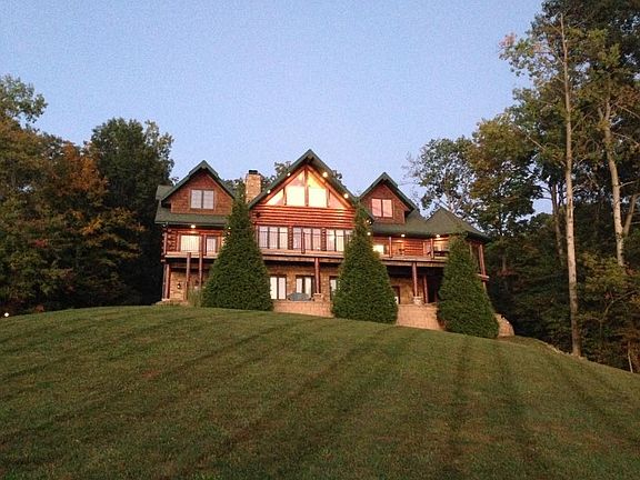 2nd image of 8533 N Blue Heron Dr