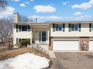 3817 Laurel Ct, Eagan, MN 55122