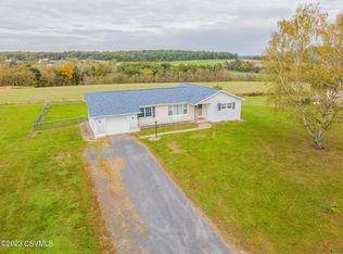 28 Todd Manor Dr, Catawissa, PA 17820