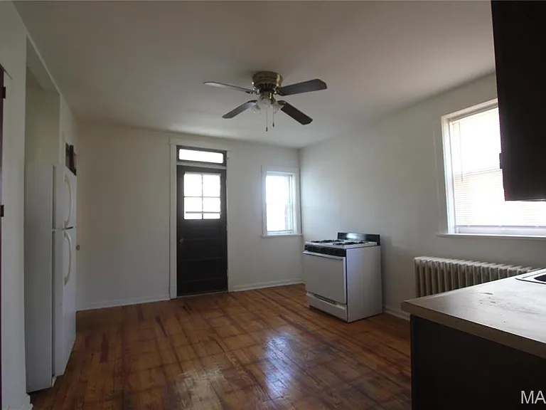 5424 Rhodes Ave #2F — Photo 6