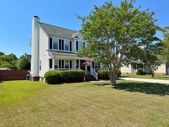 3rd image of 120 New Castle Dr