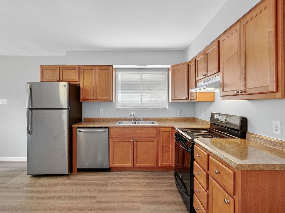 2nd image of 7507 Blanding Dr