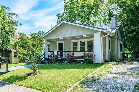 3 bed, 1310 sqft, $2,395 — Photo 1