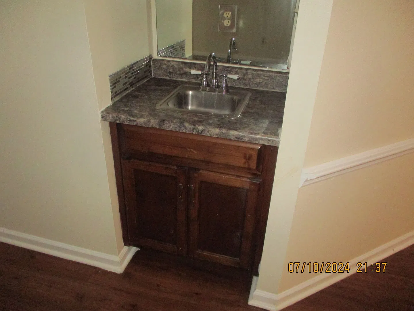 Lennox 2110 #19 — Photo 2