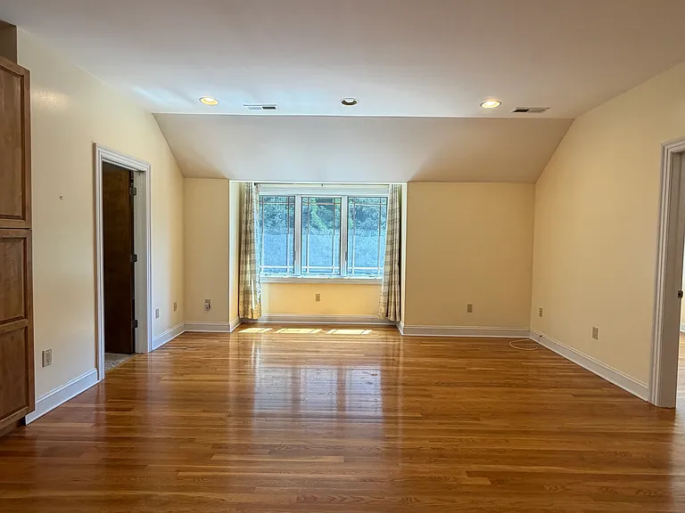 5 Candlewood Ct — Photo 5