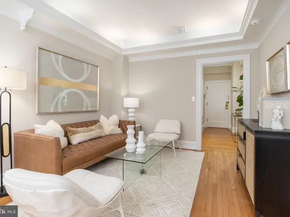 1101 L St NW APT 608, Washington, DC 20005