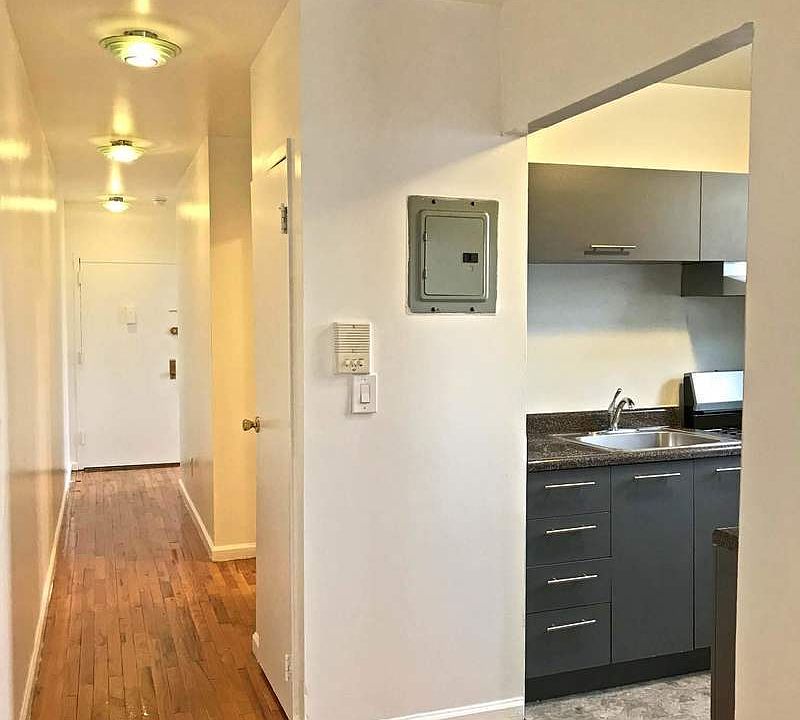 1st image of 207 E 105th St APT 3A