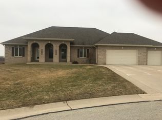 11067 40th Ave, Pleasant Prairie, WI 53158